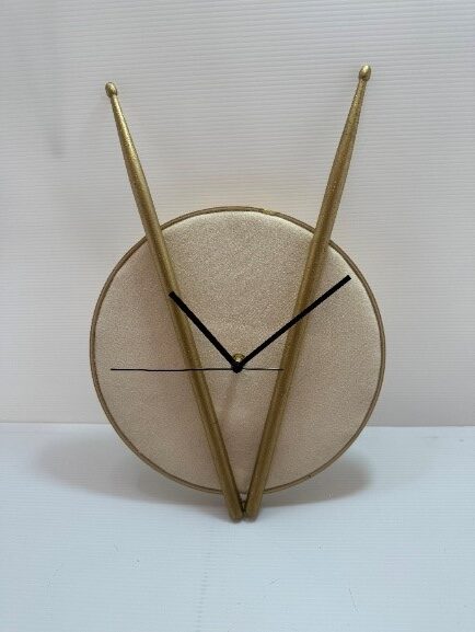 DRUM HEAD CLOCK WITH GOLDEN STICKS - Image 4