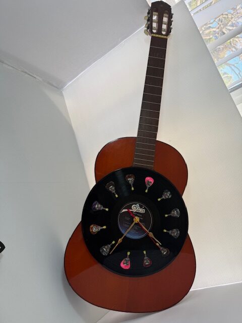 RED ACOUSTIC GUITAR WITH A 33 RPM RECORD - Image 2